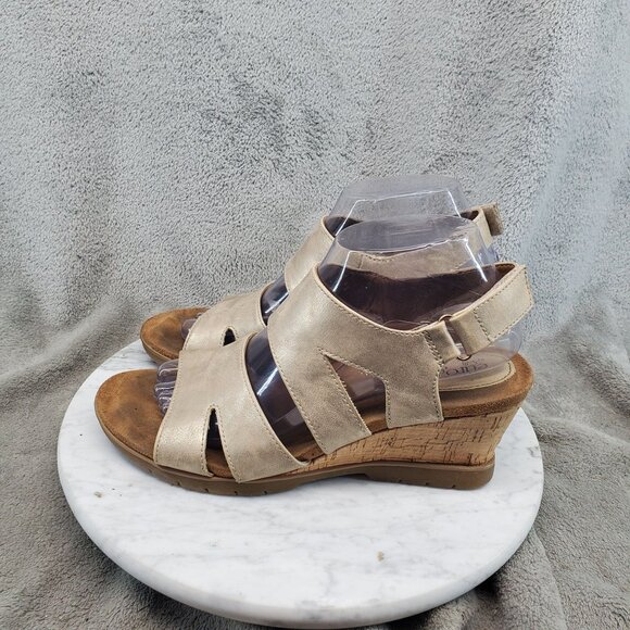Sofft Shoes Womens Size 8 Gold Leather Sadra EuroSoft Strappy Sandals - Picture 1 of 11